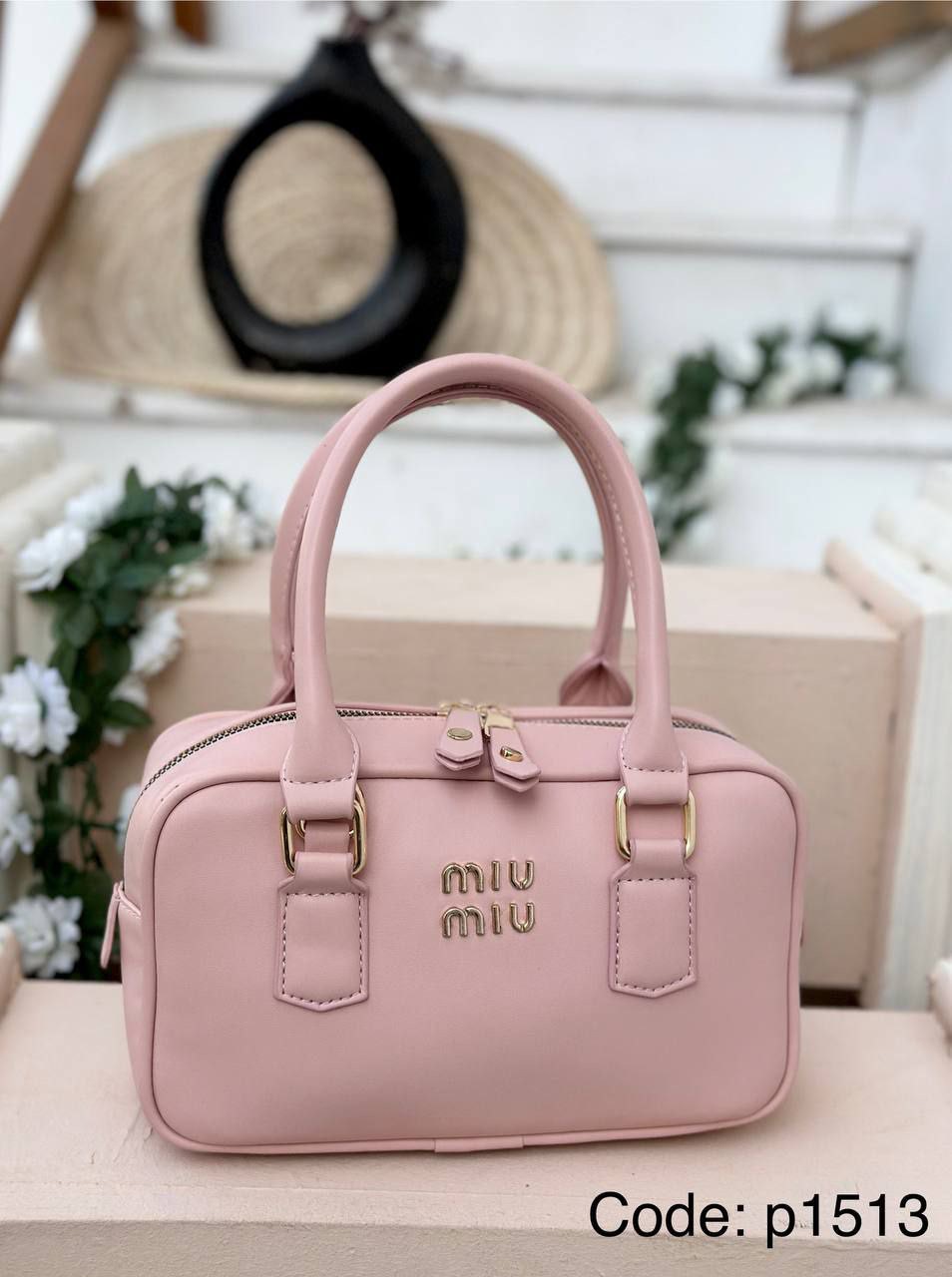 /public/uploads/photos/shares/Suzy bags/IMG_4326.jpeg